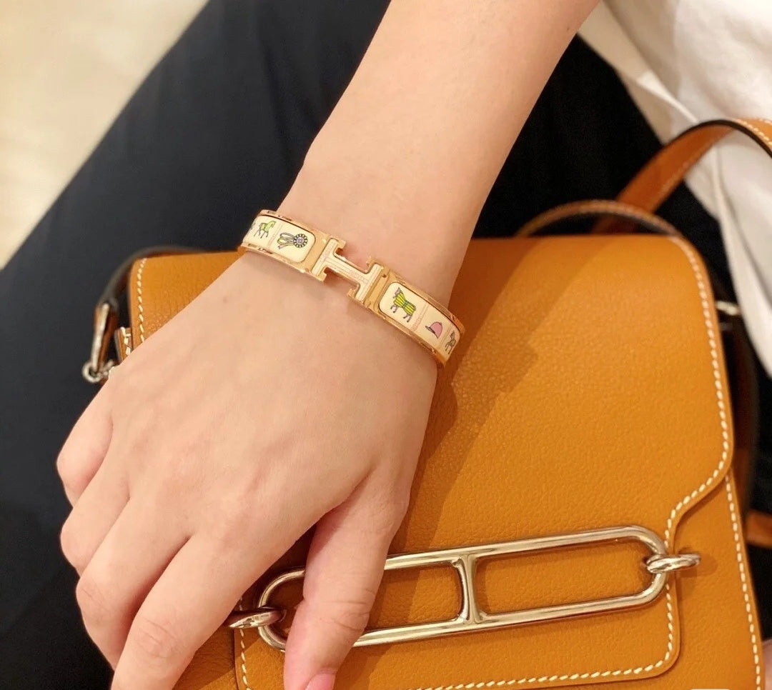 18K Clic Hermes Couvertures Bracelet