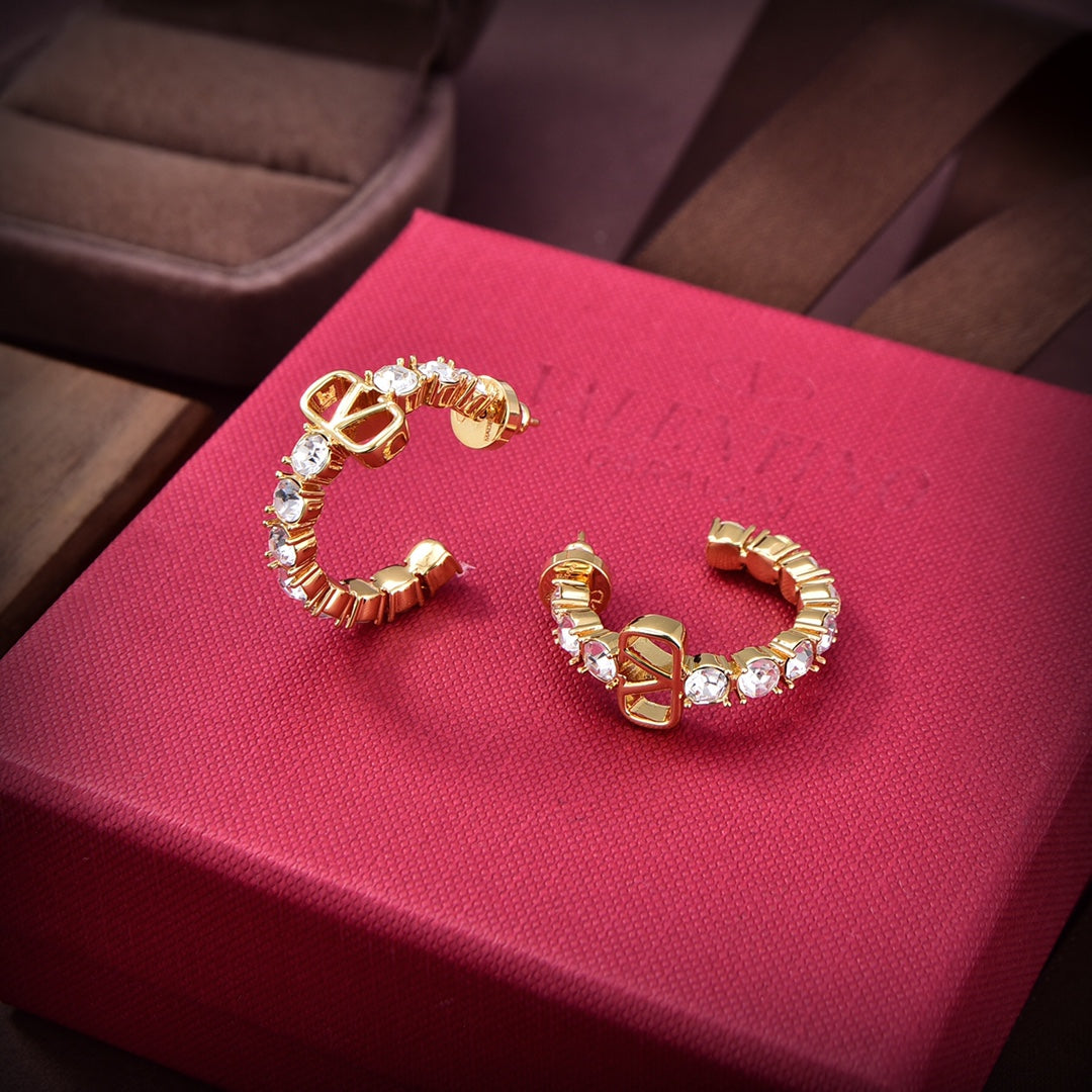 18K Valentino Valentino Signature Earrings