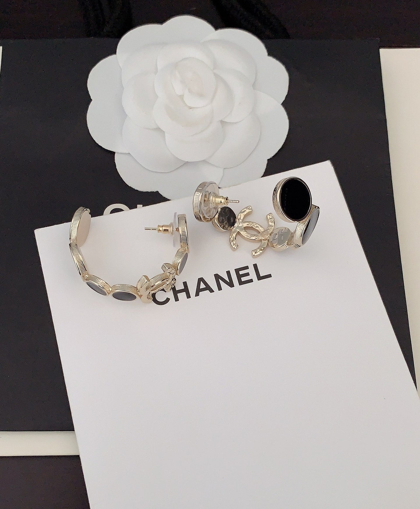 18K Chanel Black Crystals Earrings