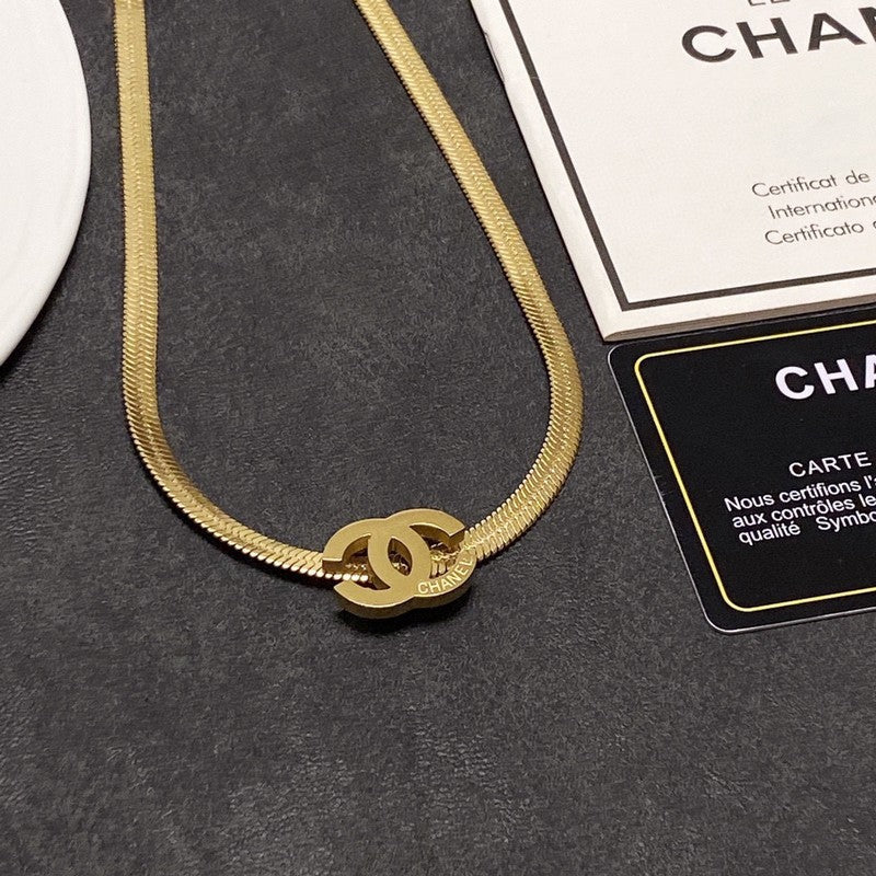 18K Chanel Gold Choker Necklace