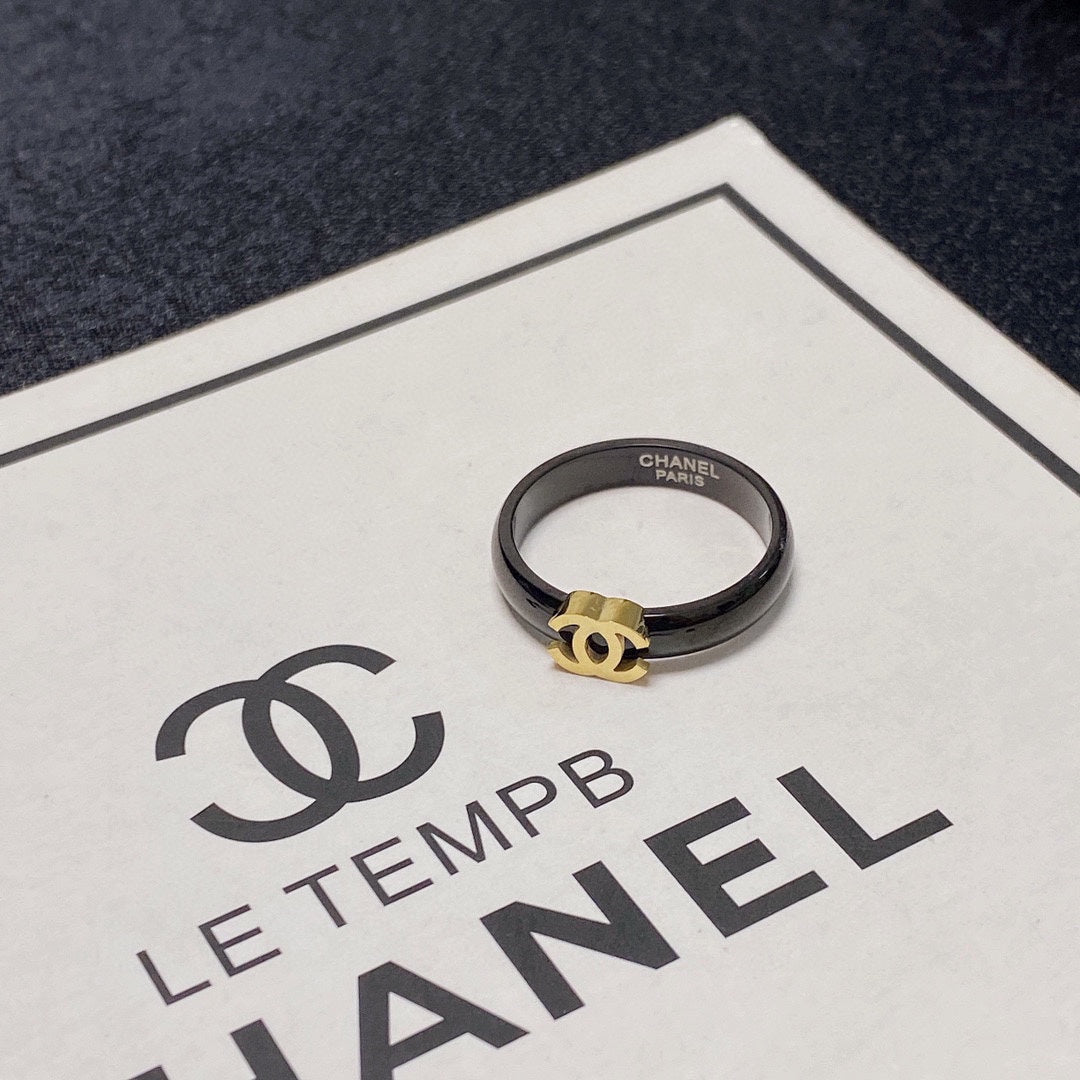 18K Chanel Black Ring