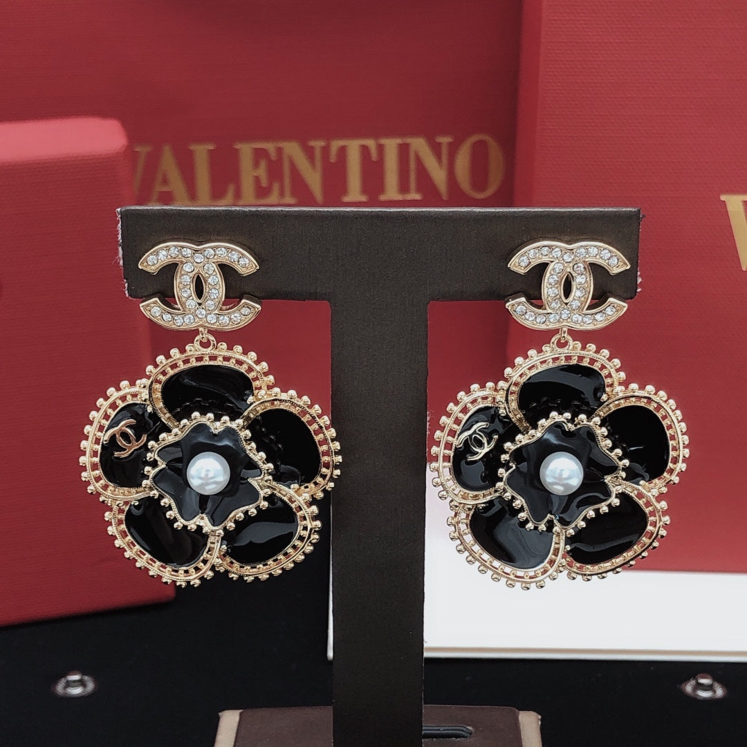 18K Chanel Camellia Diamond Earrings