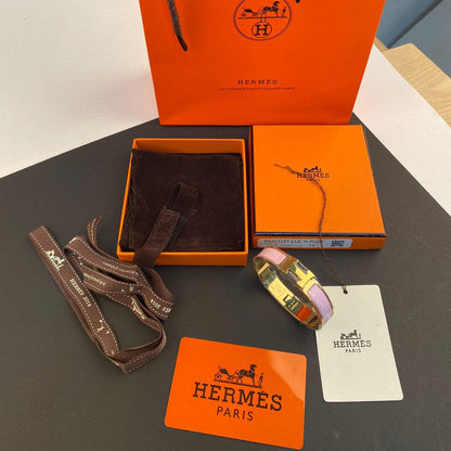 18K Clic Hermes Pink Bracelet