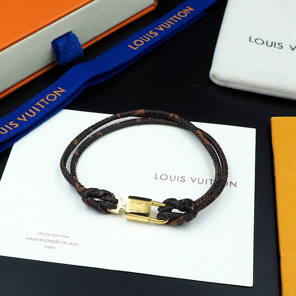 18K Louis Vuitton Lock It Again Bracelet