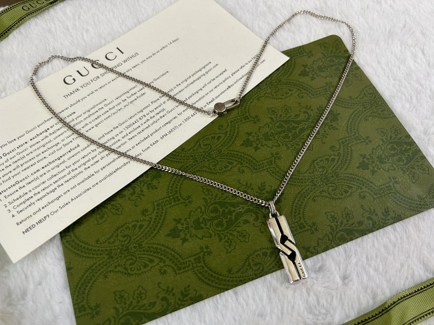 Double Gucci Knot Pendant Necklace