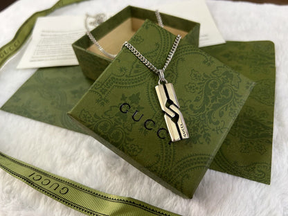Double Gucci Knot Pendant Necklace