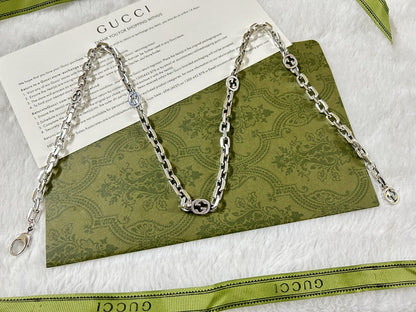 Double Gucci Interlocking Gucci Chain Necklace