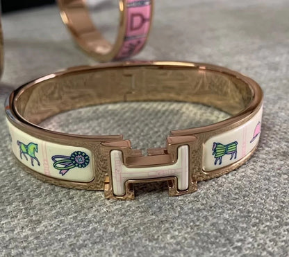 18K Clic Hermes Couvertures Bracelet