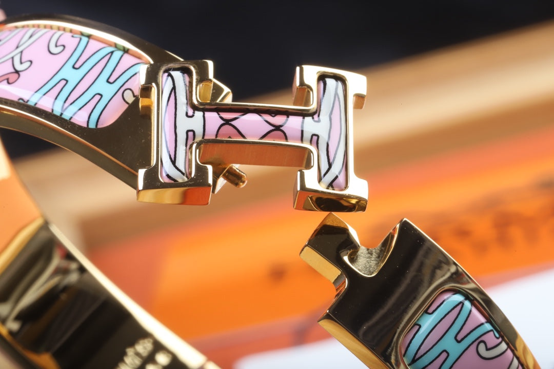 18K Clic Hermes H Lift Pink Bracelet