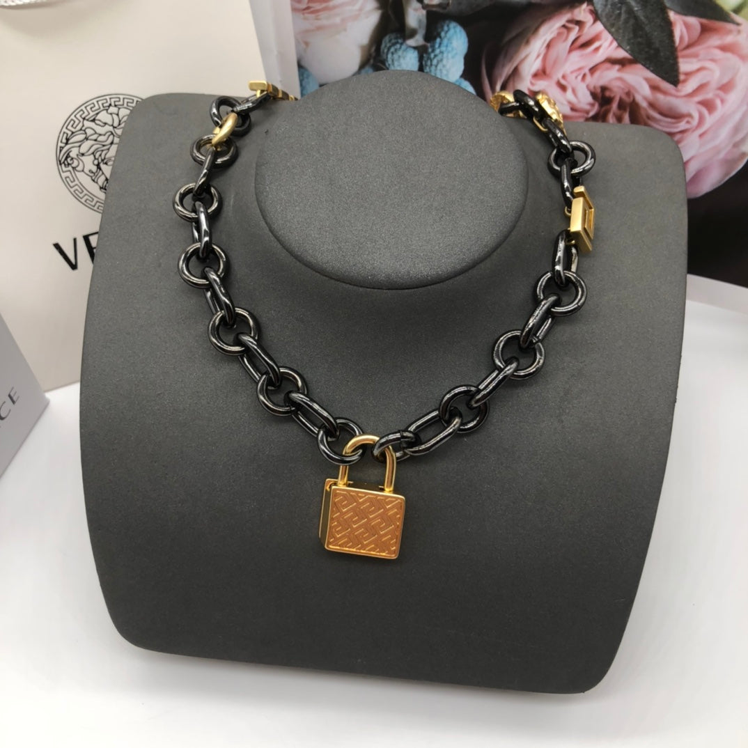 18K Ver Celine Chain Necklace