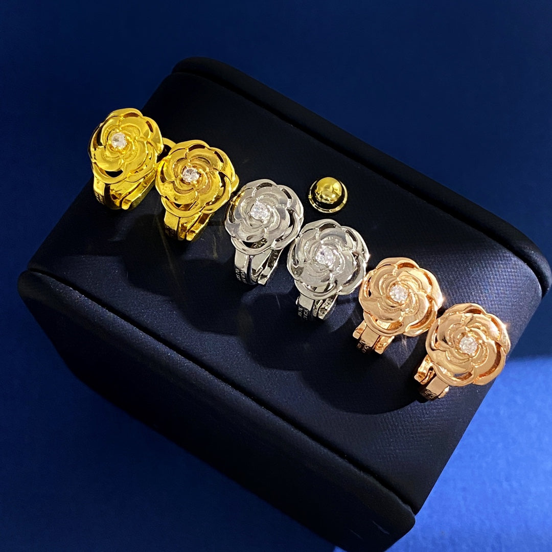 18K  Chanel Camellia Earrings