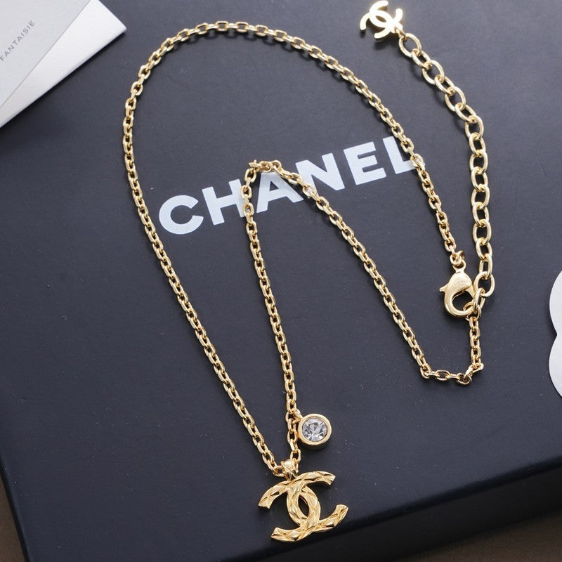 18K  Chanel Diamond Gold Necklace