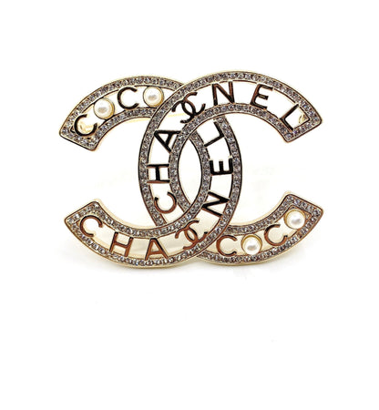 18K  Chanel Script Diamonds Brooch