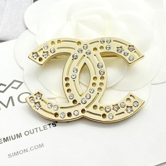 18K  Chanel 24A Diamond Gold Brooch