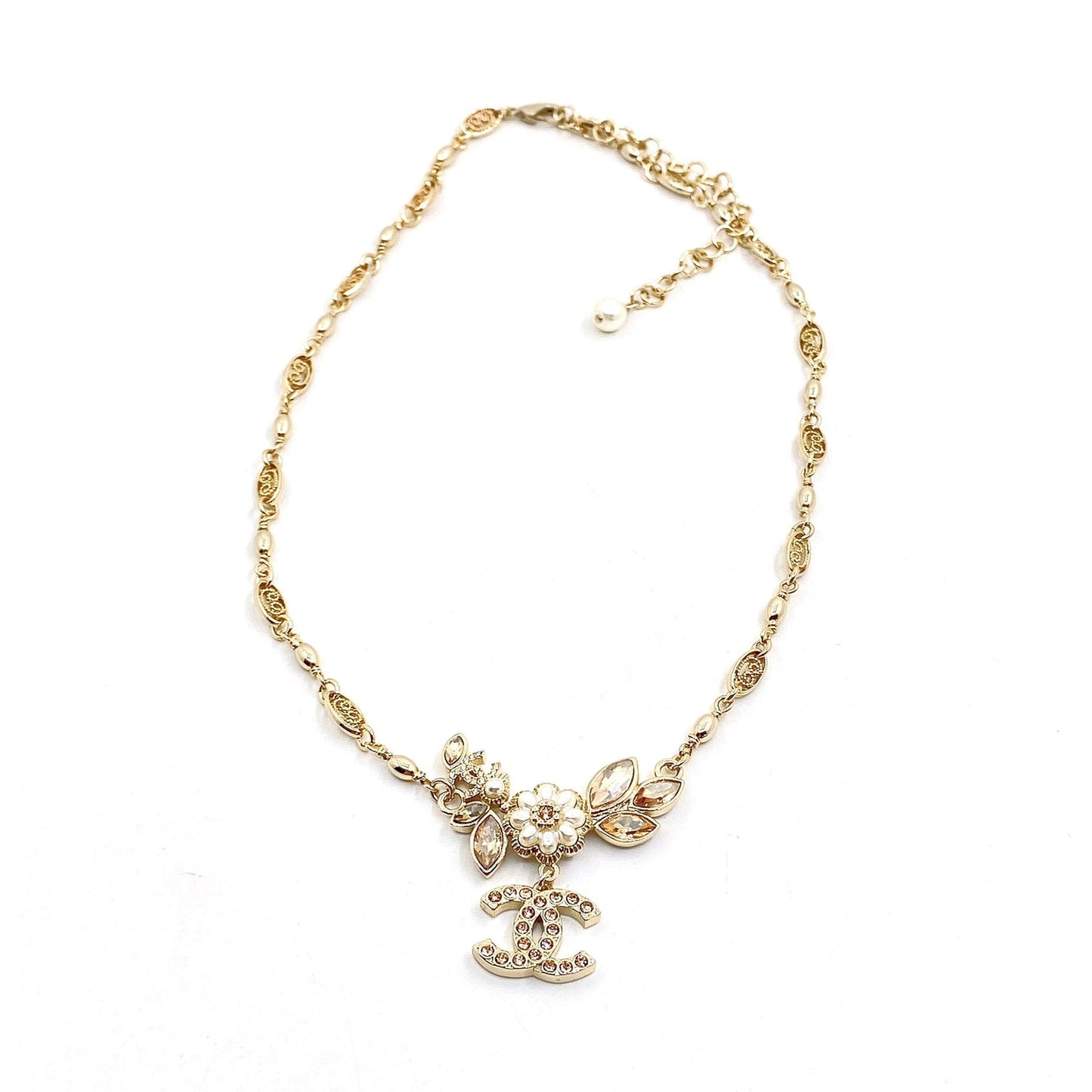 18K  Chanel Flower Pendant Necklace