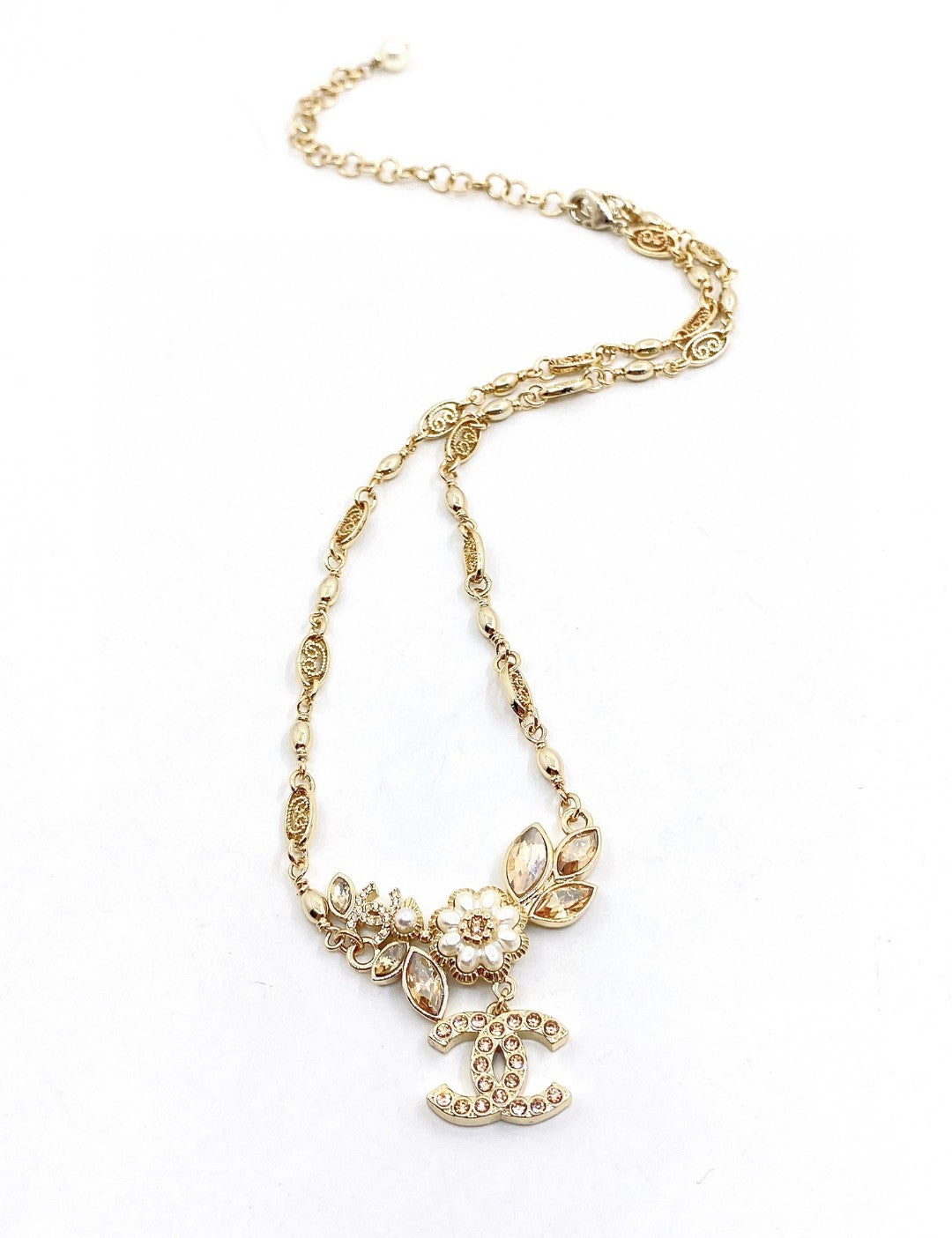 18K  Chanel Flower Diamond Necklace