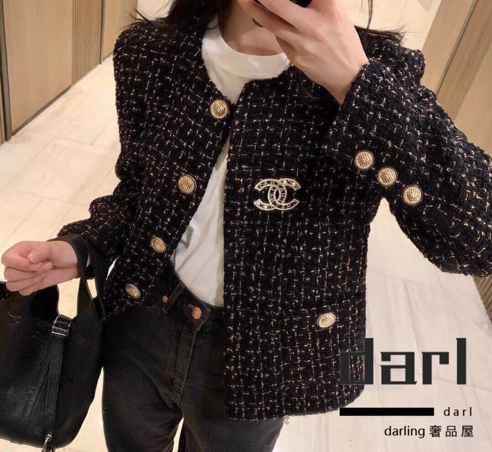 18K  Chanel Script Diamonds Brooch