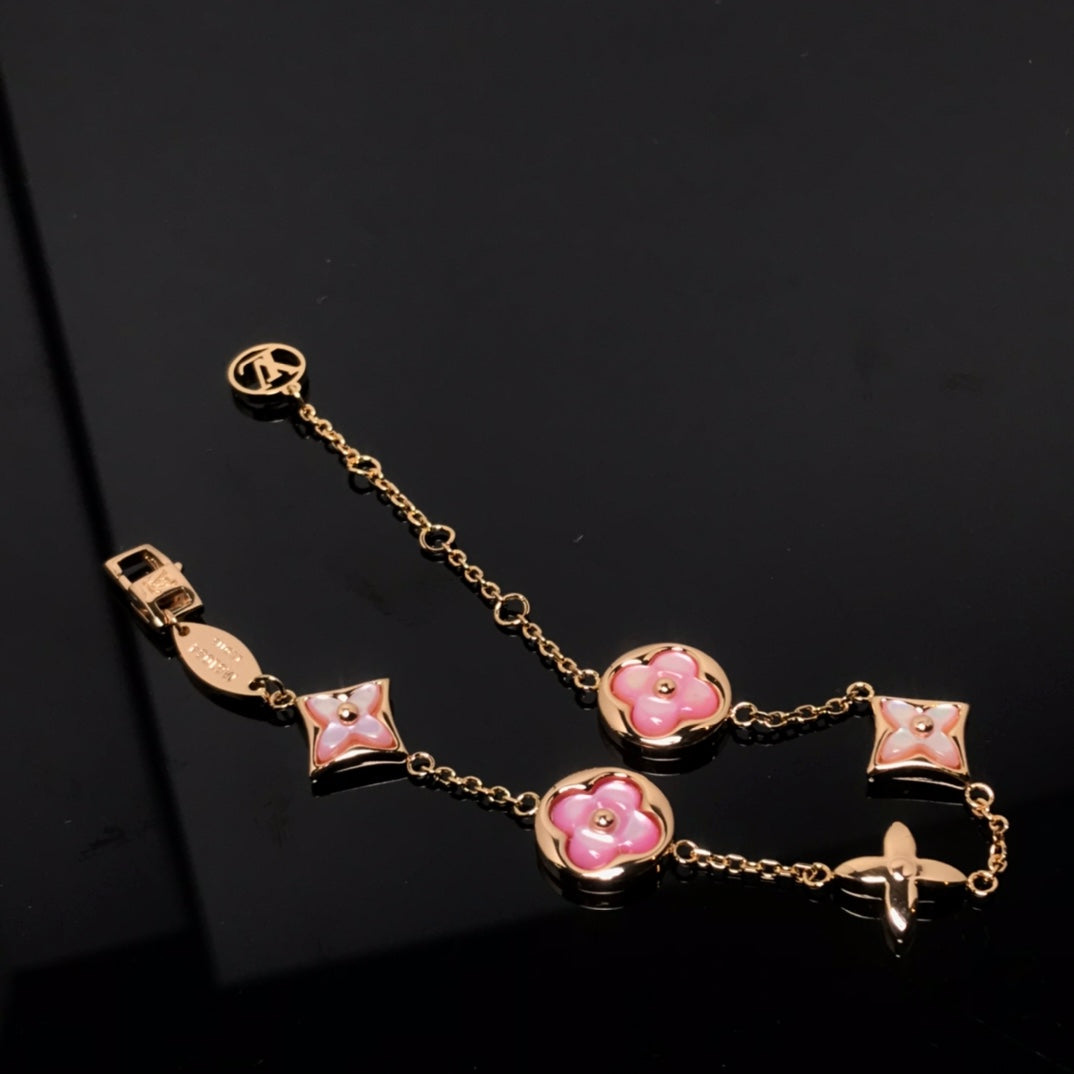 18K Louis Vuitton Idylle Blossom Bracelet