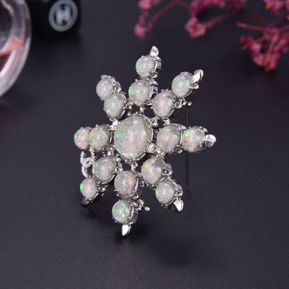 18K  Chanel Flower Crystals Brooch