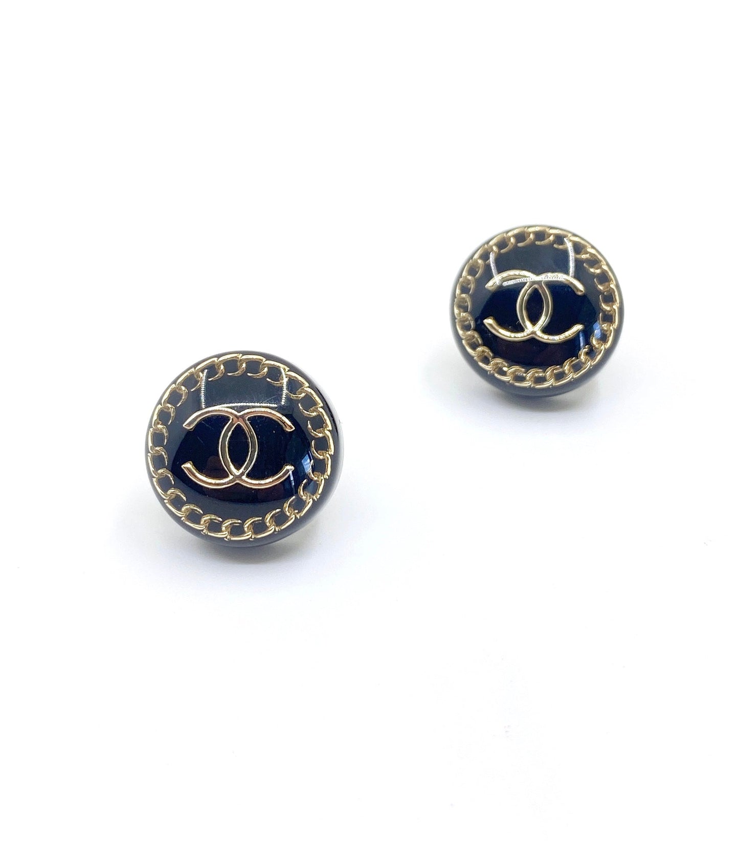 18K  Chanel Circle Resin Earrings