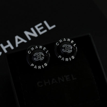 18K  Chanel Black Round Earrings
