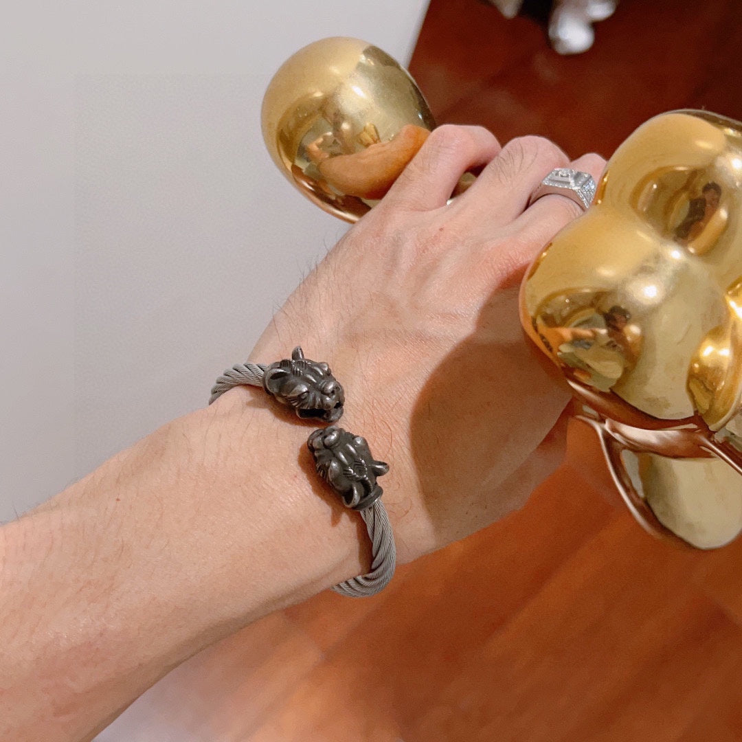 Double Gucci Double Tiger Head Vintage Bracelet