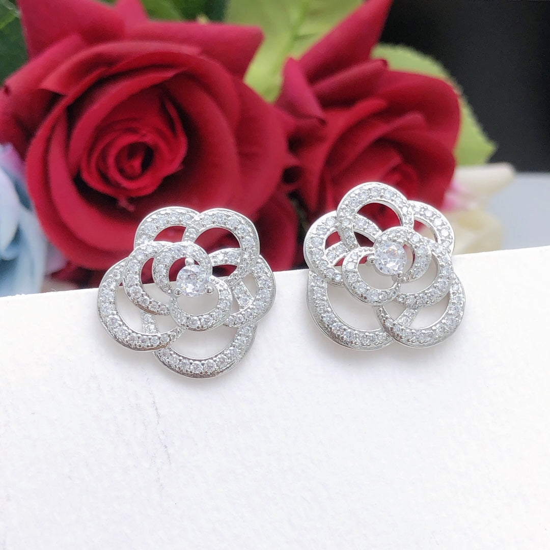 18K  Chanel Camellia Diamond Earrings
