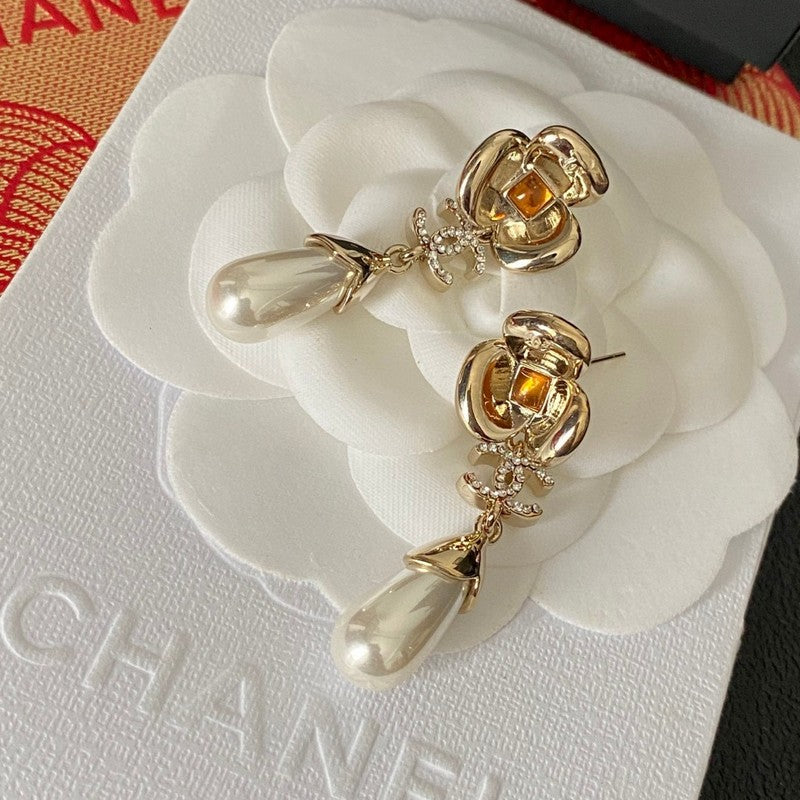 18K  Chanel Camellia Pearl Earrings