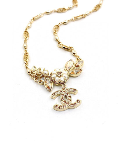 18K  Chanel Flower Diamond Necklace