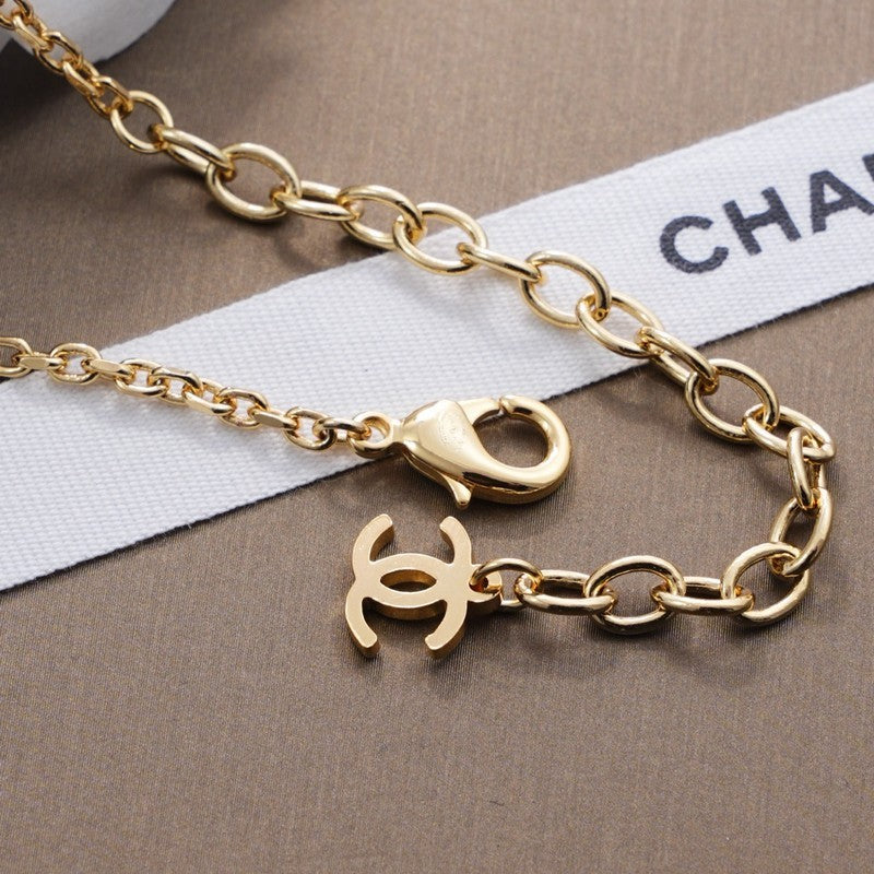 18K  Chanel Diamond Gold Necklace