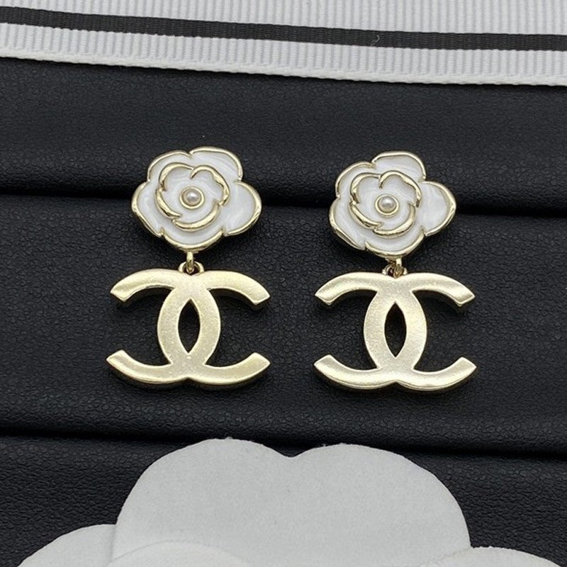 18K  Chanel Camellia Earrings