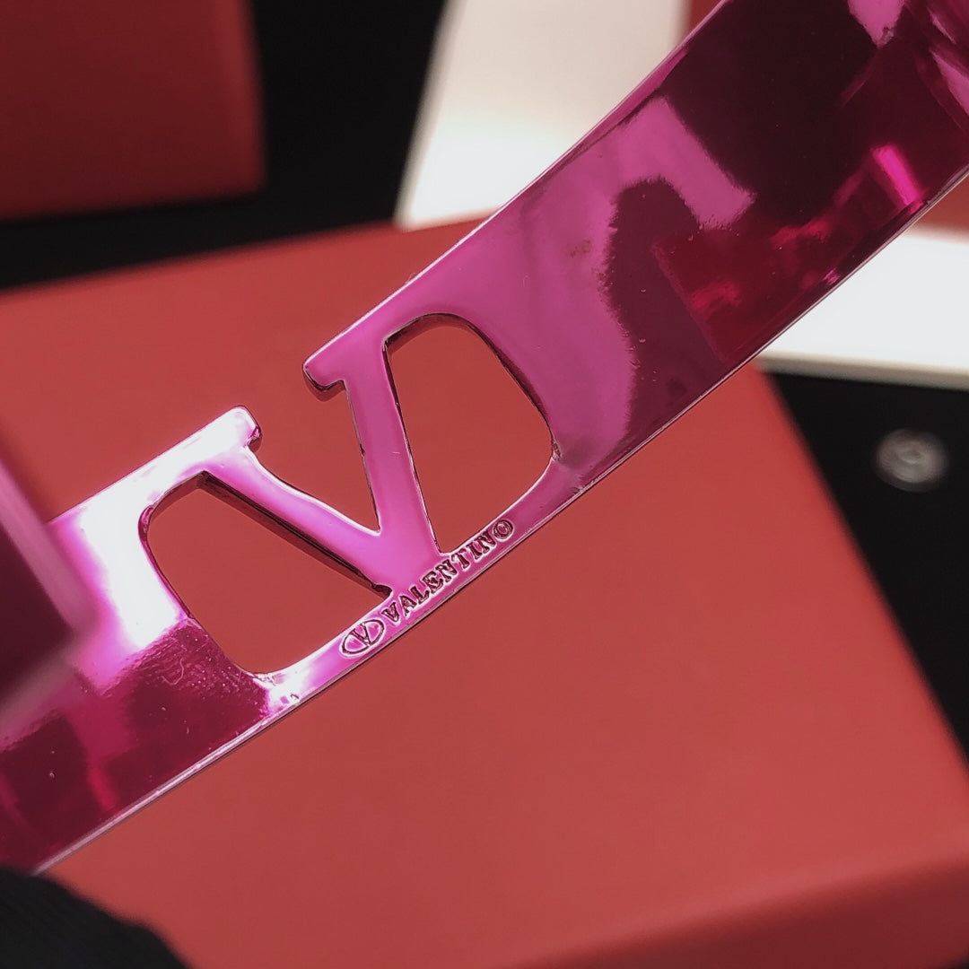 18K Valentino Pink Cuff Bracelet