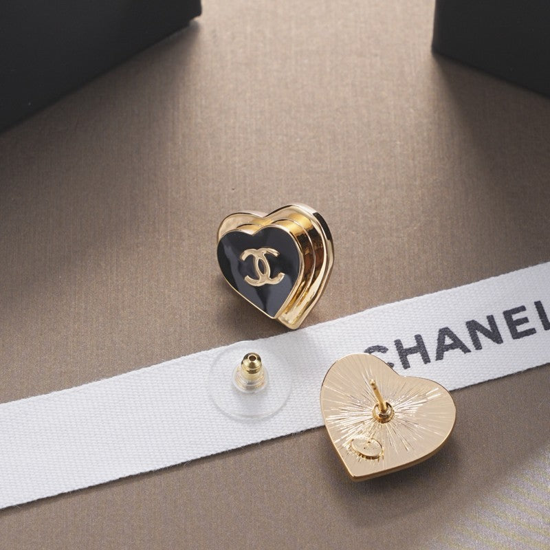 18K  Chanel Black & Red Heart Earrings
