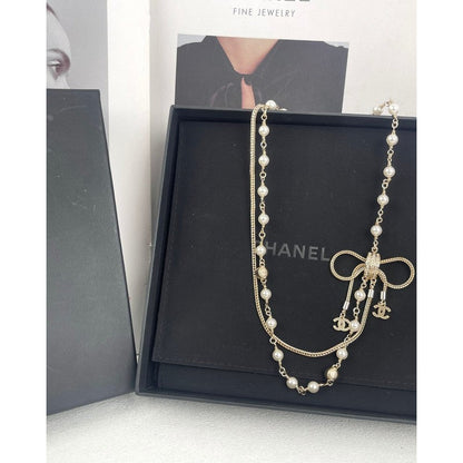 18K  Chanel Bow Tie Pearl Necklace