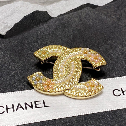 18K  Chanel Pearl Gold Brooch