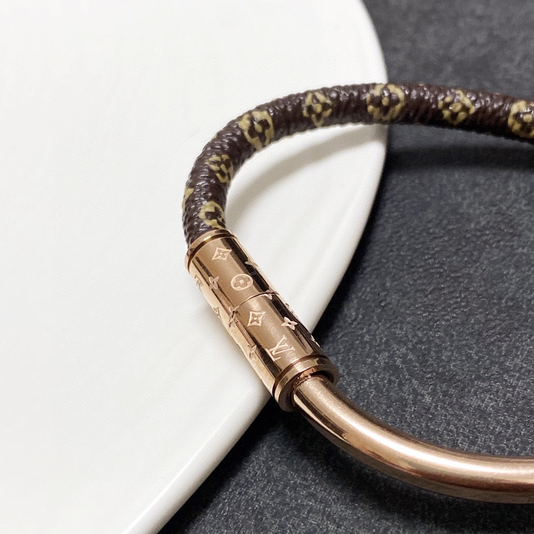 18K Louis Vuitton Dice Bracelet