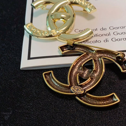 18K  Chanel Paris Gold Brooch