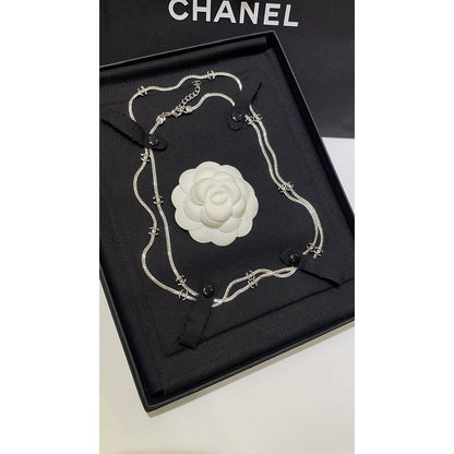 18K  Chanel 24B Flowers Long Necklace