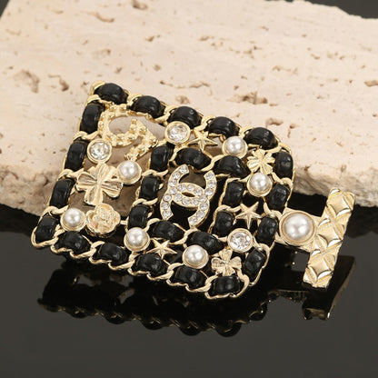 18K  Chanel Bottle Strass Brooch