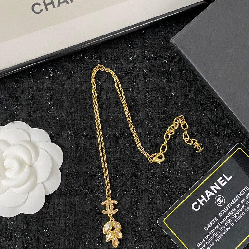 18K  Chanel Flower Crystal Necklace