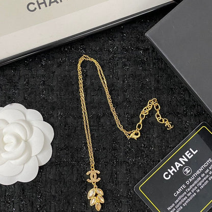 18K  Chanel Flower Crystal Necklace