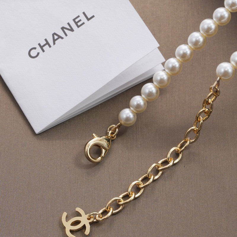 18K  Chanel 26C Crystal Long Necklace