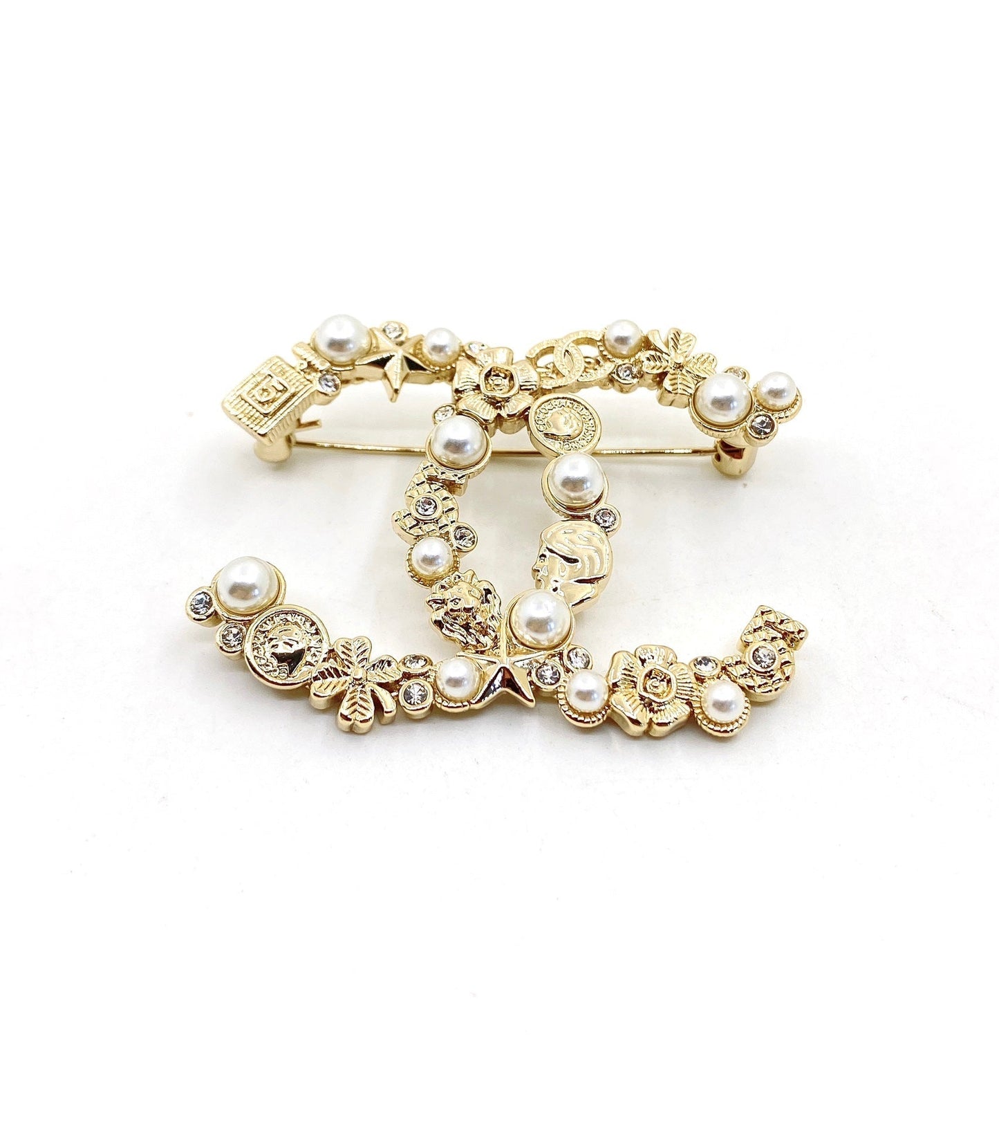 18K  Chanel Pearls Brooch