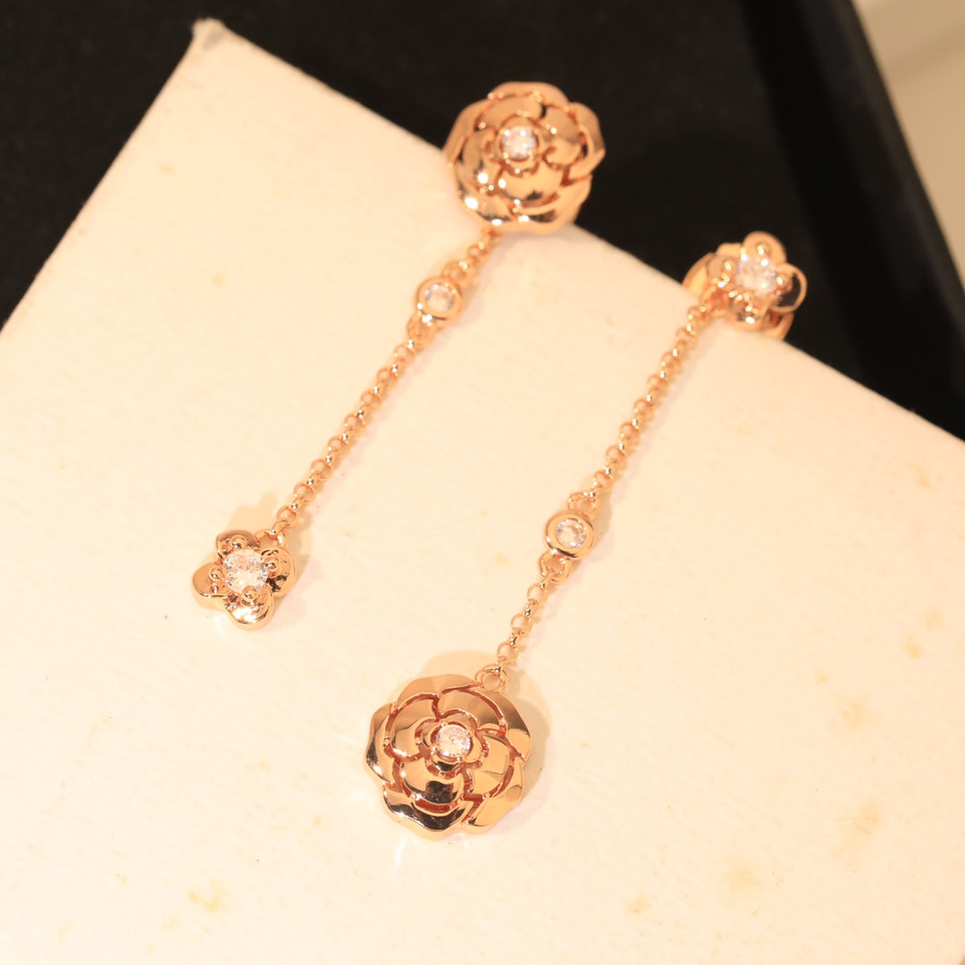 18K  Chanel Camellia Earrings