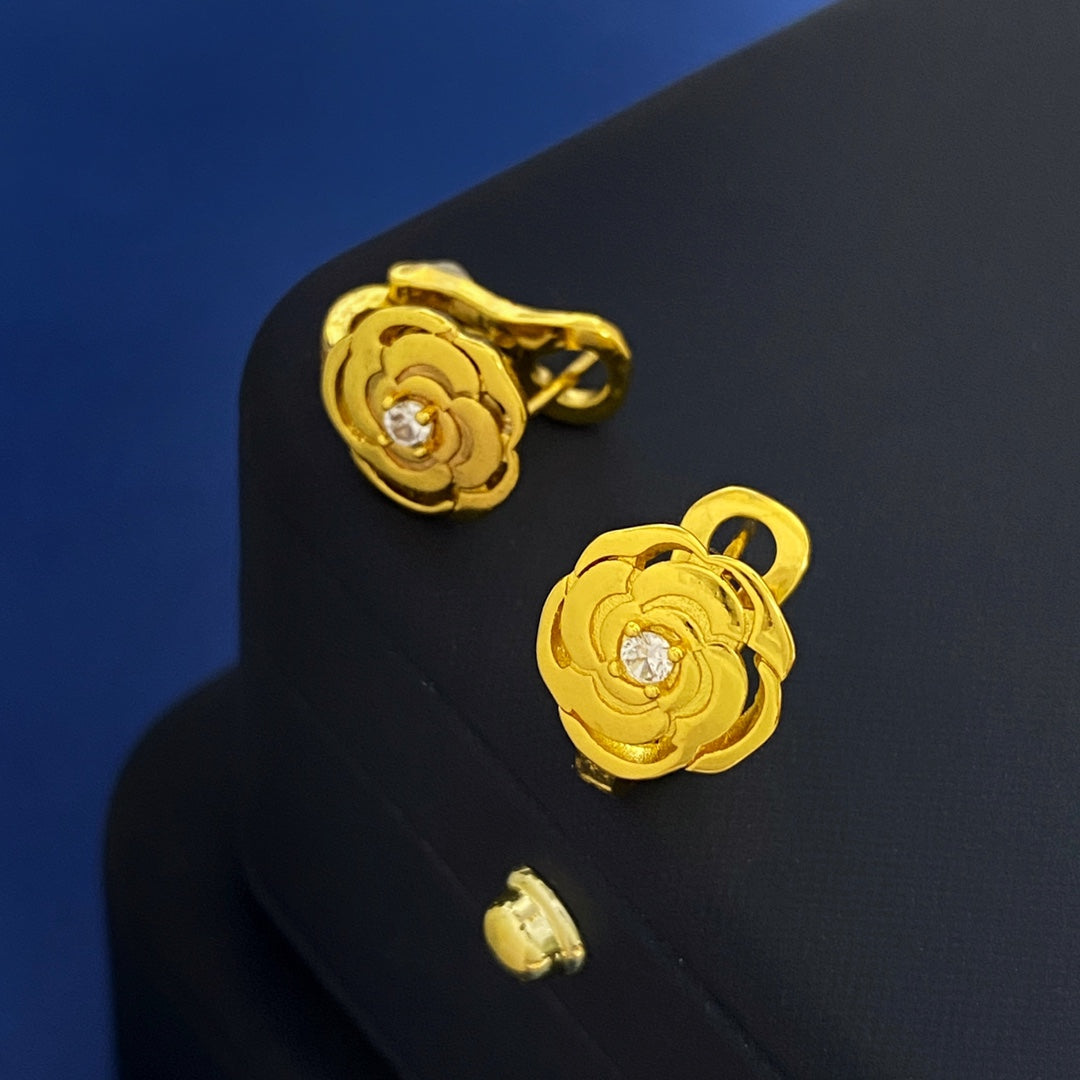 18K  Chanel Camellia Earrings
