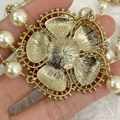 18K  Chanel Camellia Choker Necklace