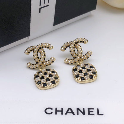 18K  Chanel Chain Earrings