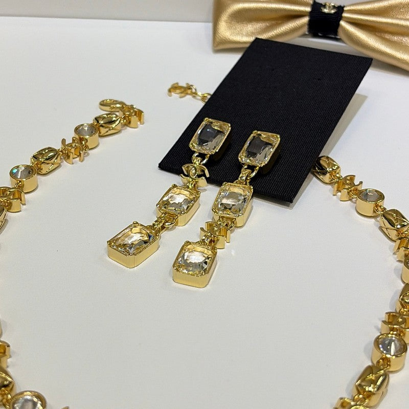 18K  Chanel 26P Crystal Gold Earrings